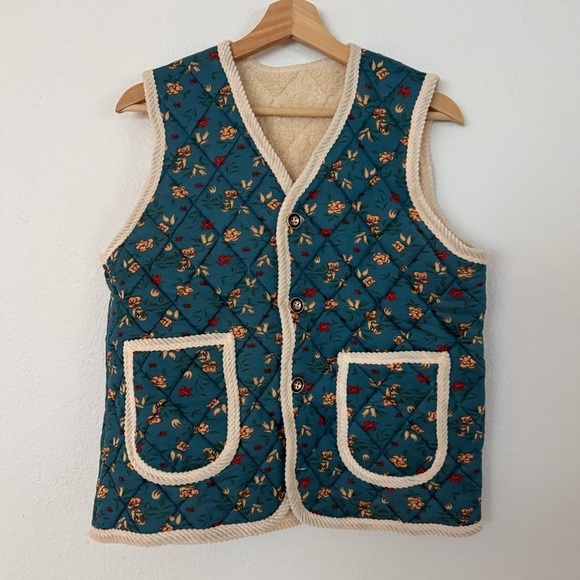 Anthropologie Jackets & Blazers - Grannycore Korean vest go viral floral and fur trim